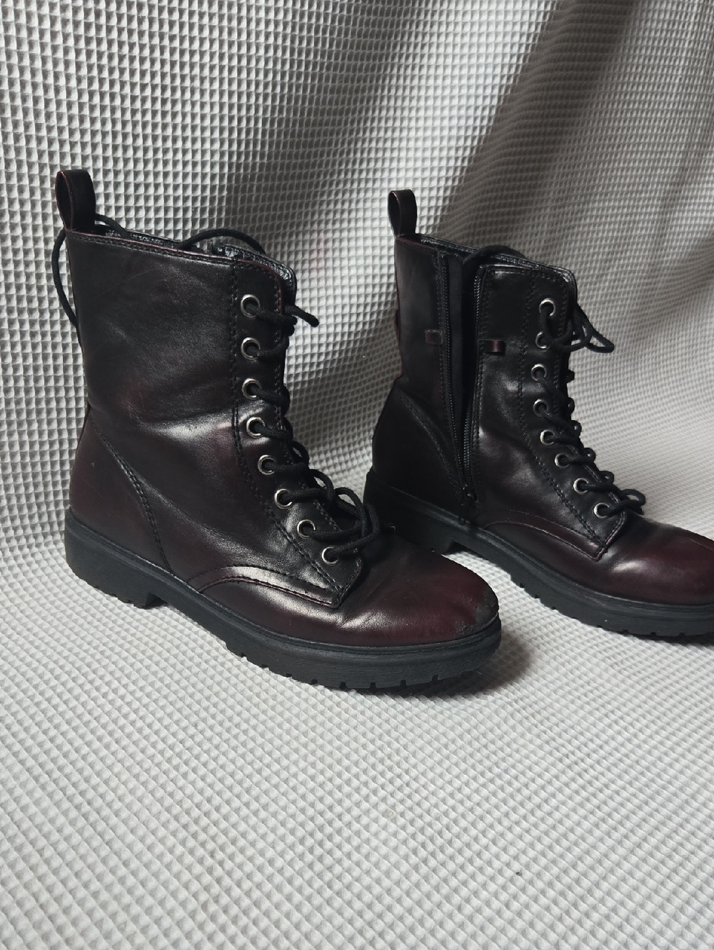 SO Women's Lace-Up Combat Boots in Black/ Burgundy